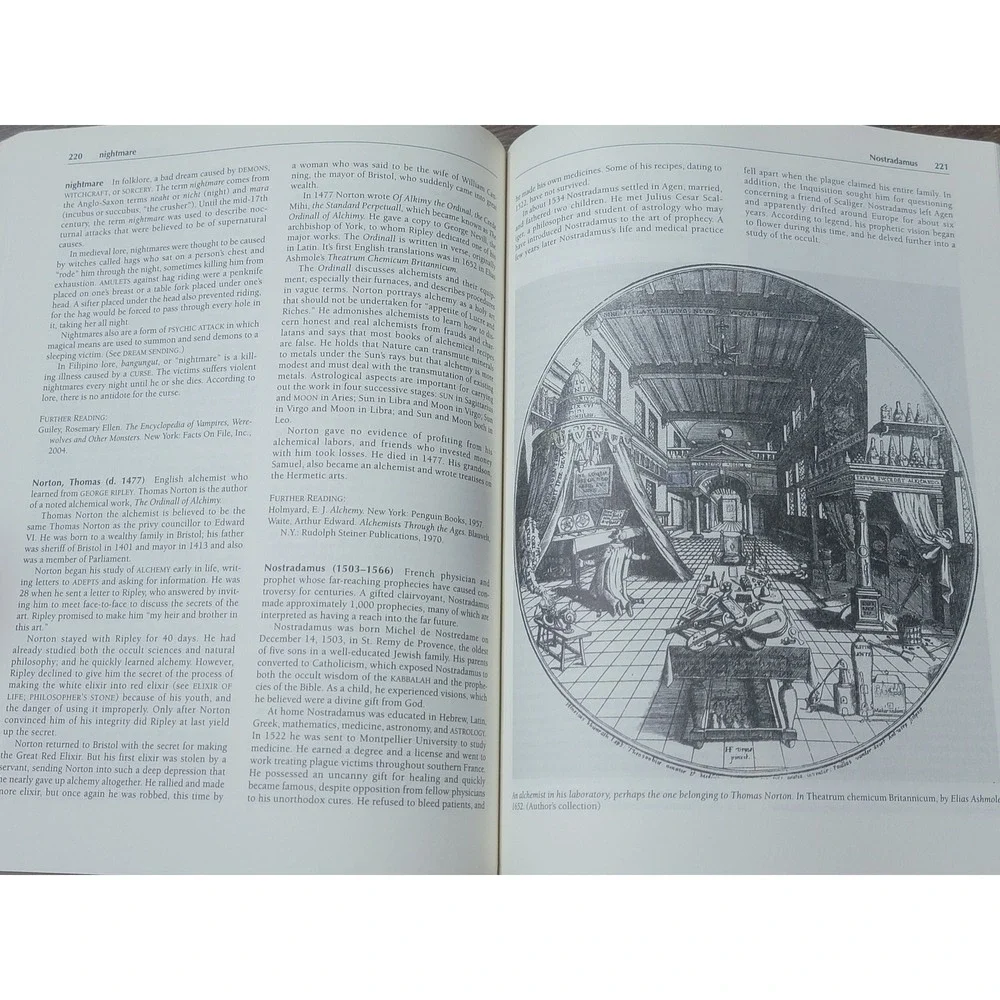 The Encyclopedia‎ of Magic and Alchemy Rosemary Ellen Guiley Occult Book
